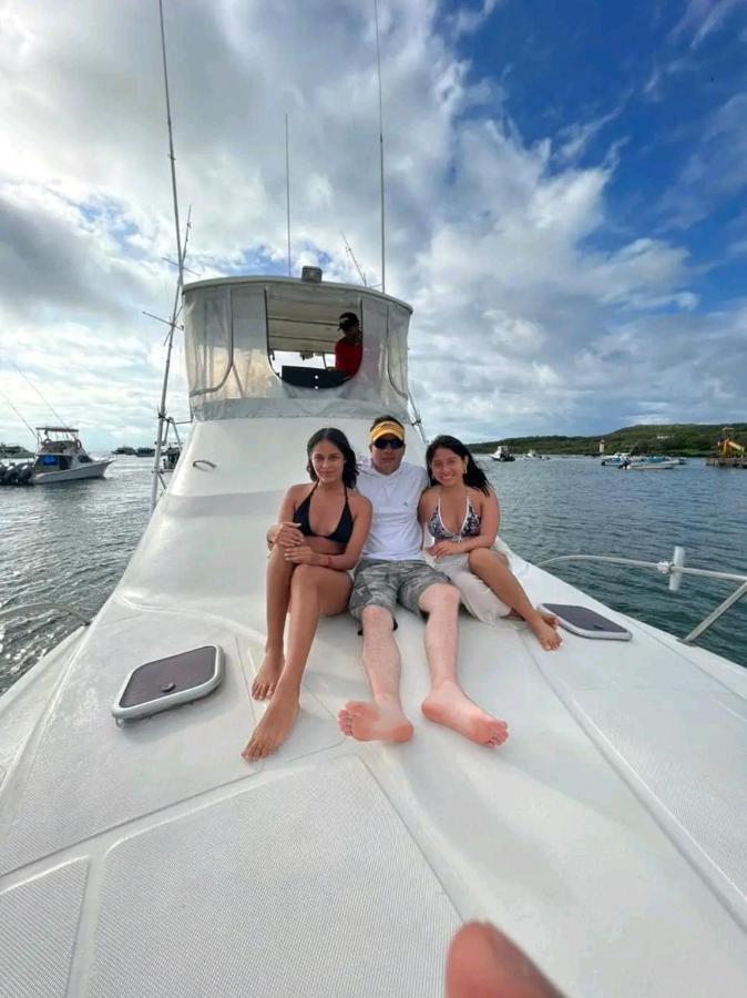 Mantarraya Bed & Breakfast Puerto Baquerizo Moreno Bagian luar foto