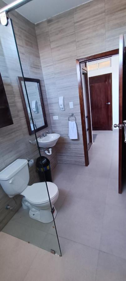 Mantarraya Bed & Breakfast Puerto Baquerizo Moreno Bagian luar foto