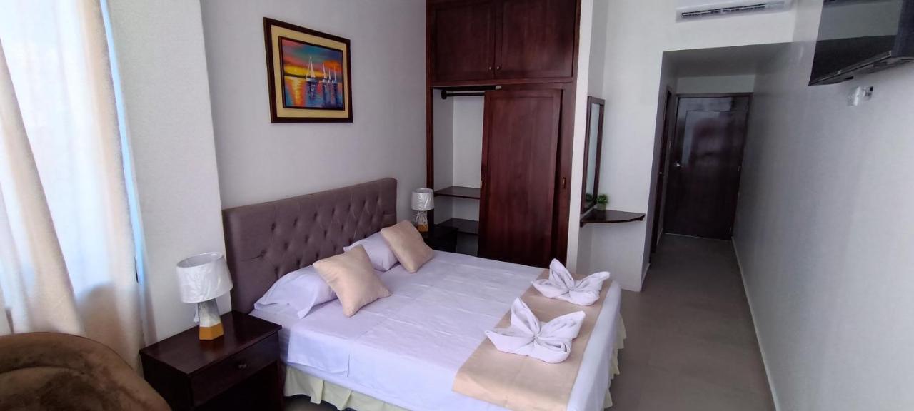 Mantarraya Bed & Breakfast Puerto Baquerizo Moreno Bagian luar foto